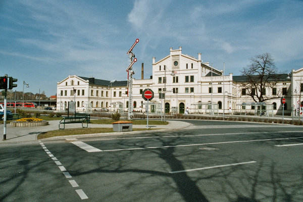 Das Bahnhofsgebäude des Hauptbahnhofes Zittau.