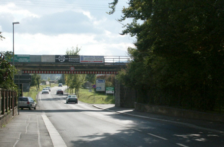 Die Brücke über die Humboldtstraße stadtauswärts gesehen